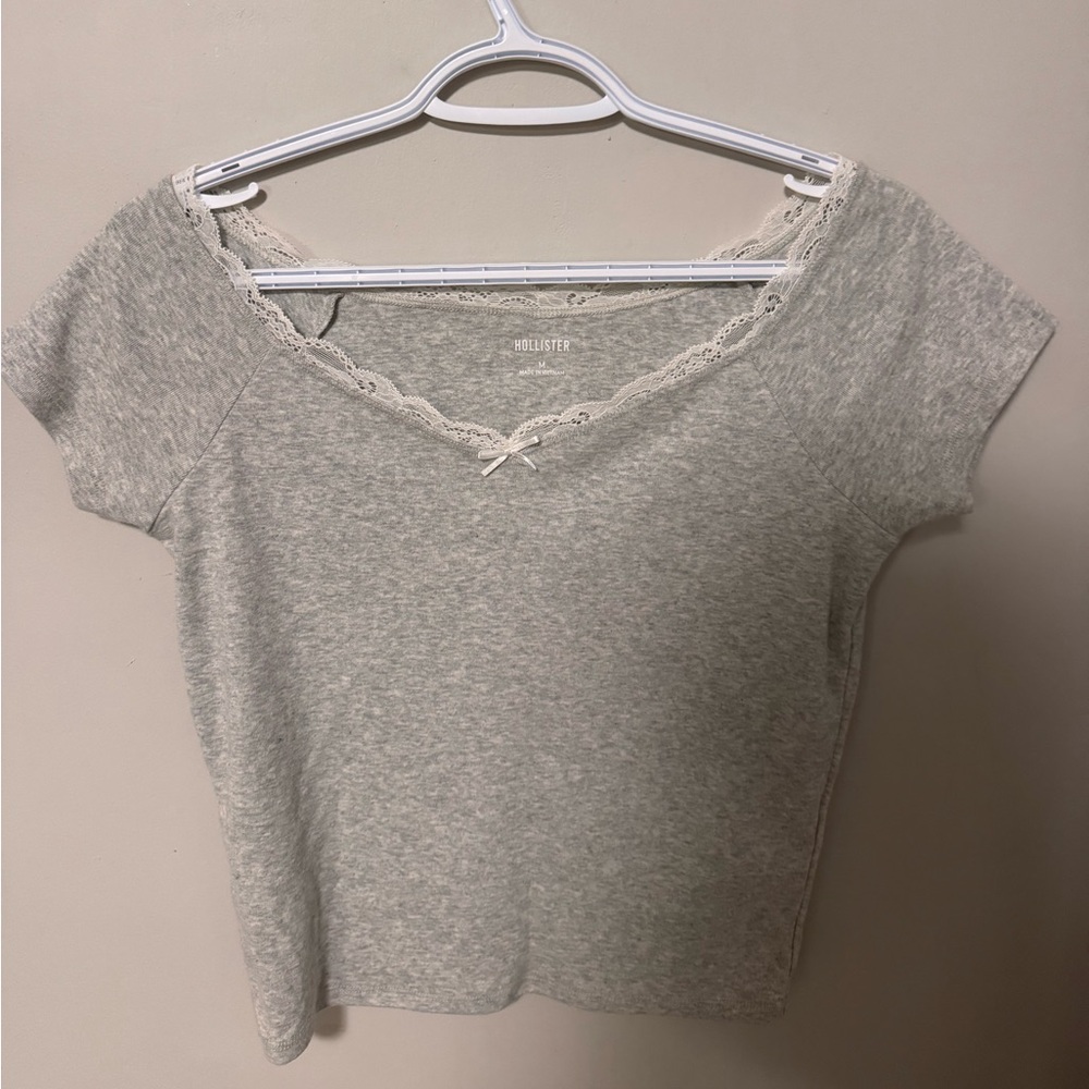 Hollister off the shoulder Lace Tee